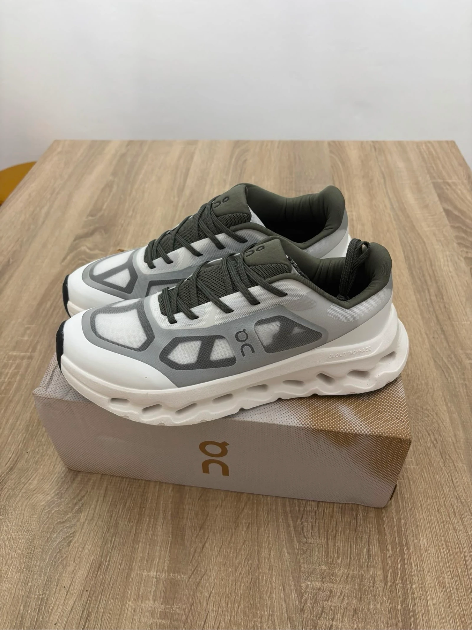 On Cloudtilt Remix Taille 43 – photo 2